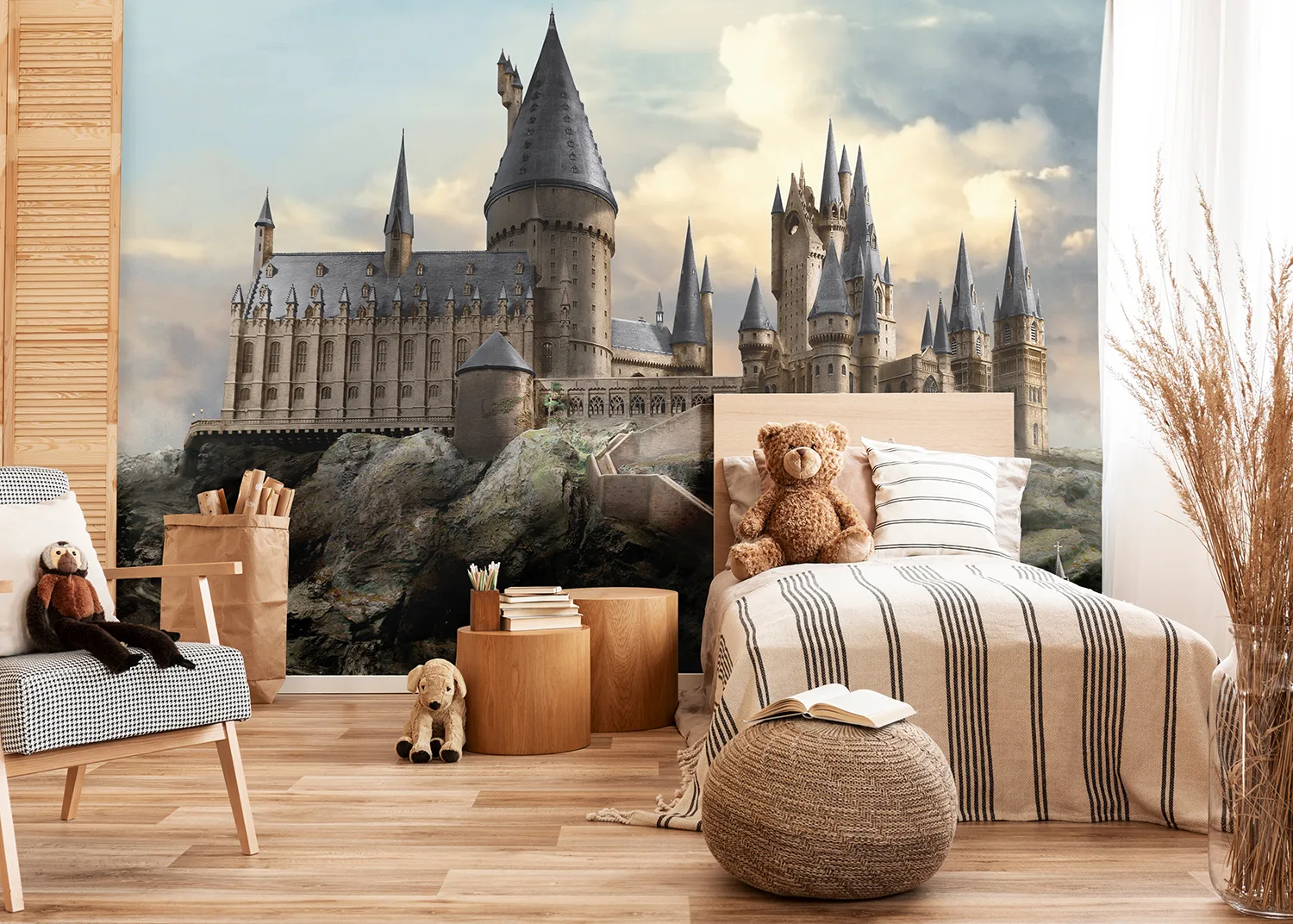 Harry Potter Hogwarts View | Made-to-Measure Kids Wallpaper | Artlook | FTD5P 352185 2