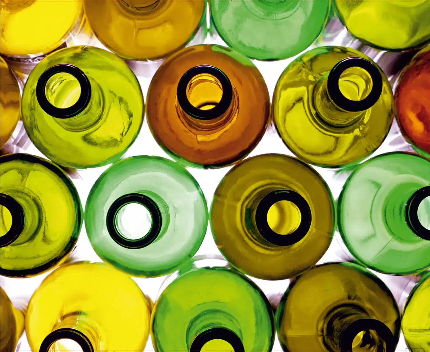 Glass Bottles | Made-to-Measure Wallpaper | Artlook | FTNXXL 0319