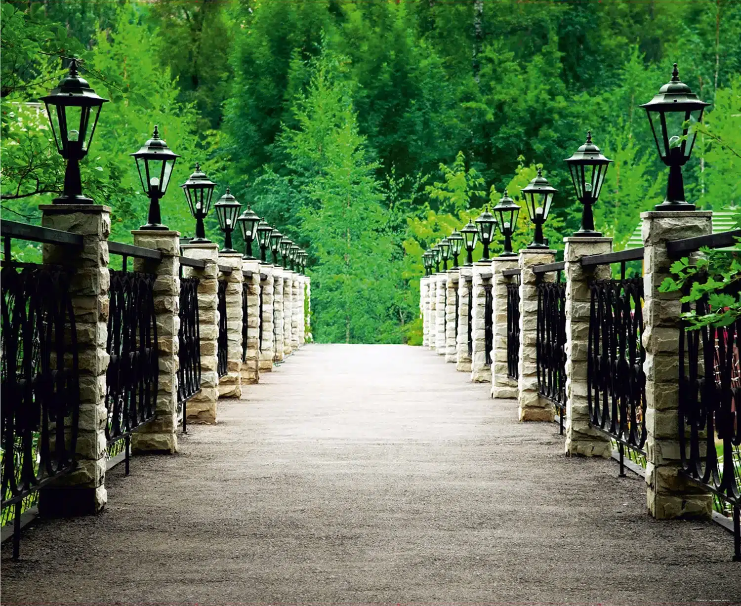 Green Bridge | Made-to-Measure Wallpaper | Artlook | FTNXXL 0349