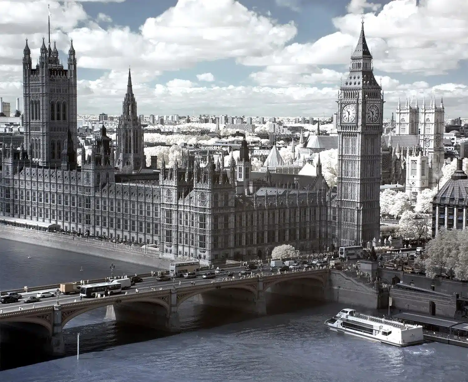 Old London | Made-to-Measure Wallpaper | Artlook | FTNXXL 1139